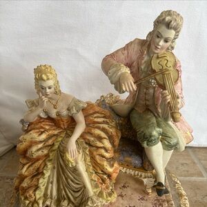 Large Hand Painted Antique Vintage Courting Couple Figurine Sculpture Made Italy